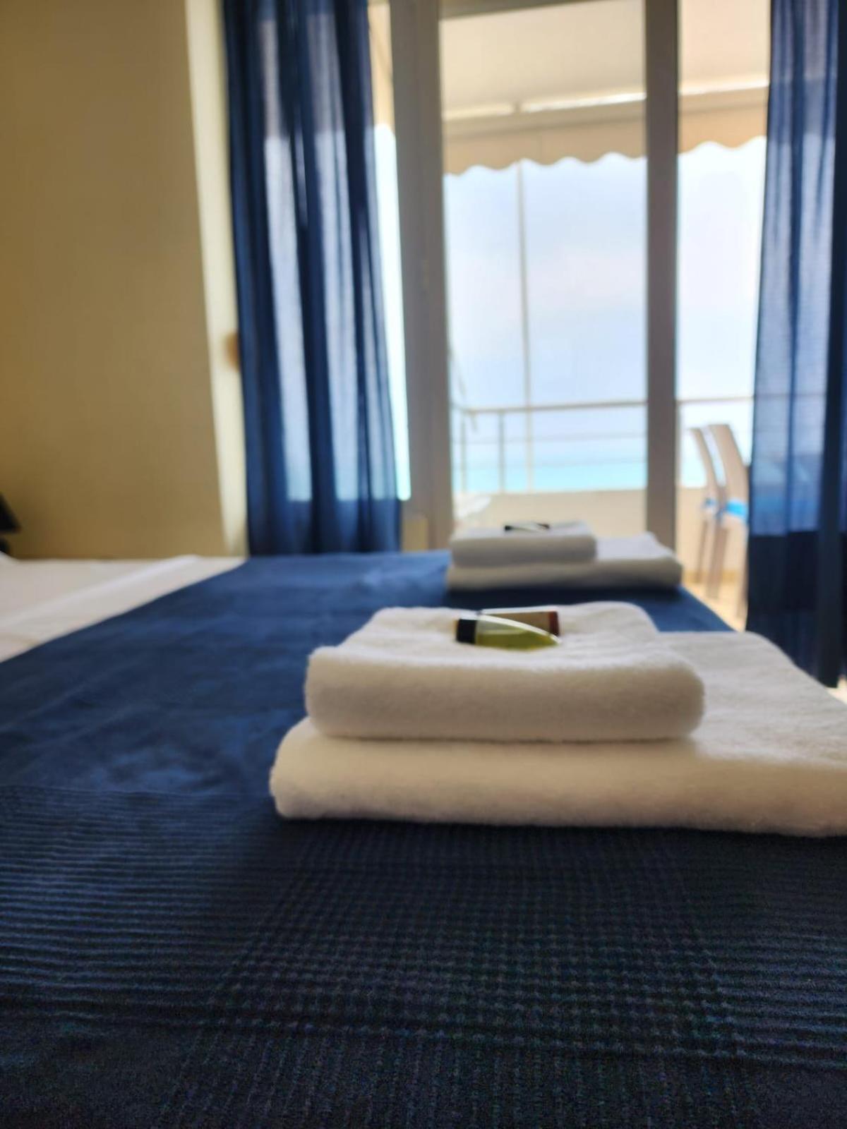 Matin Apartment Sea View Durres Ngoại thất bức ảnh